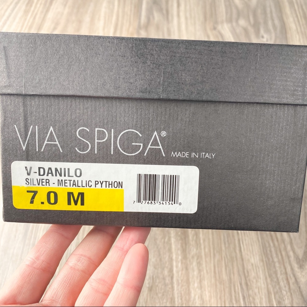 Nwt Hp Via Spiga Danilo Metallic Python Wedge - image 8